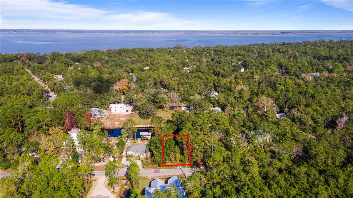 DAUGHETTES AMENDED - Land