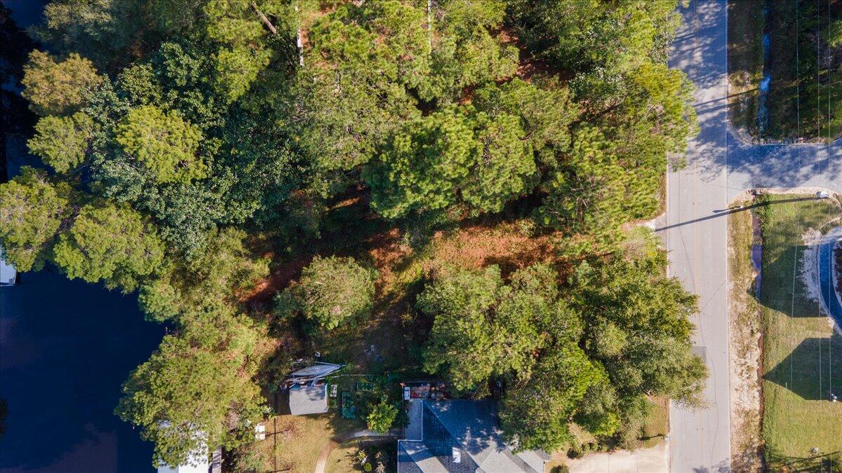 DAUGHETTES AMENDED - Land