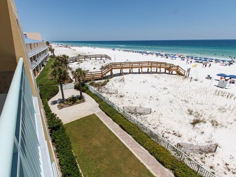 PELICAN ISLE - Residential