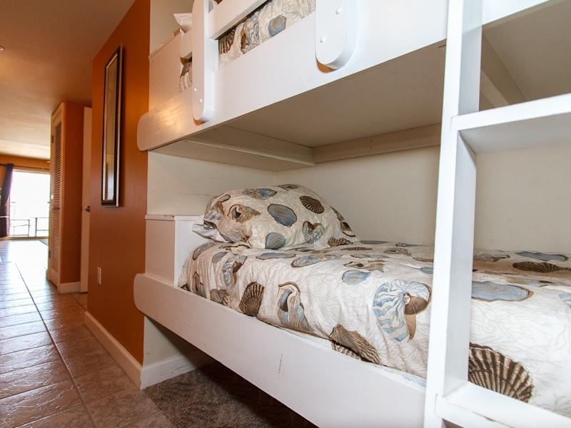 PELICAN ISLE - Residential