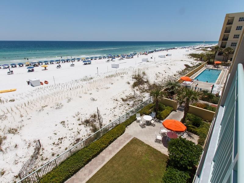 PELICAN ISLE - Residential