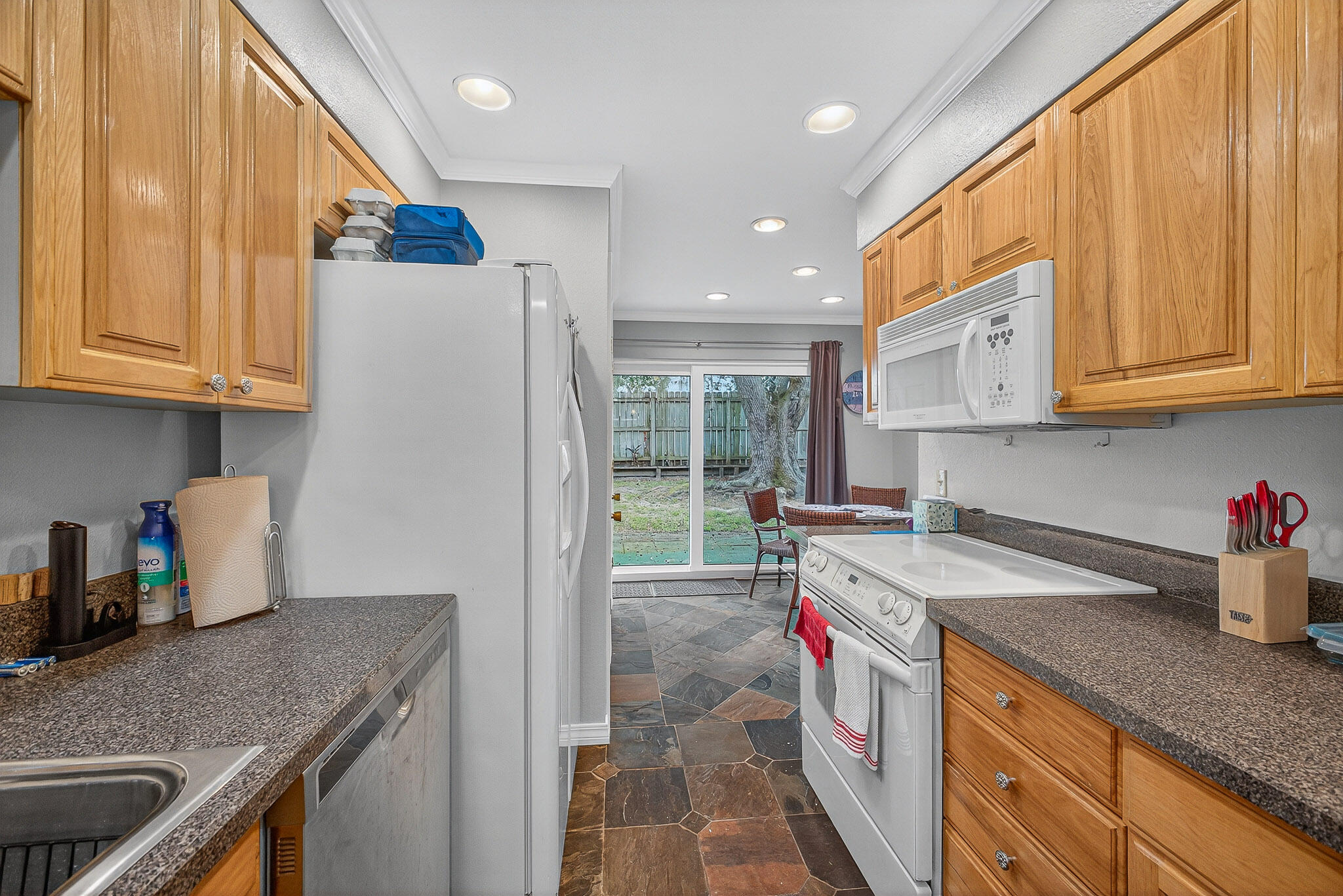 PIER ONE CONDO - Residential