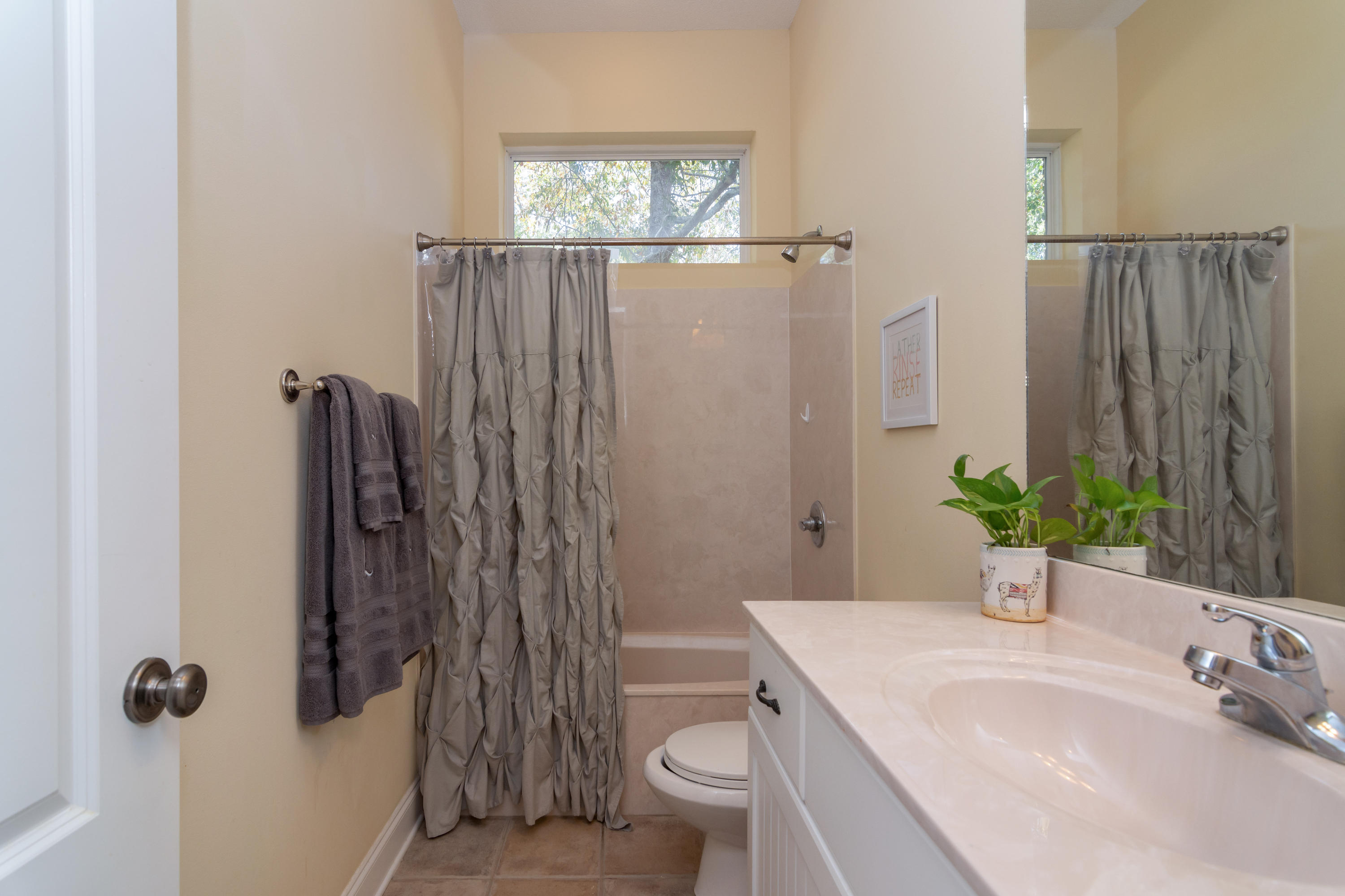 CLAIRES VINEYARD - Residential