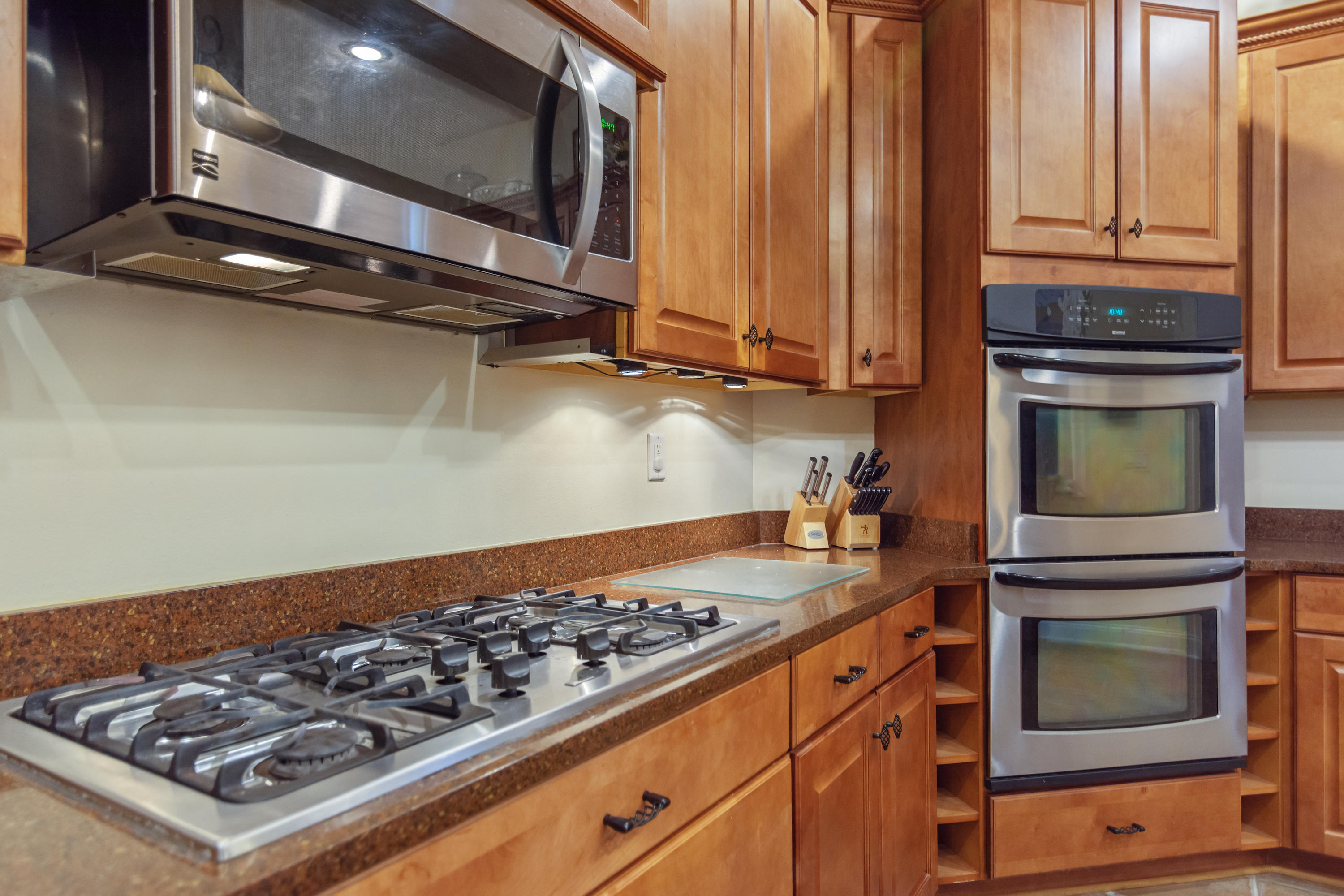 CLAIRES VINEYARD - Residential