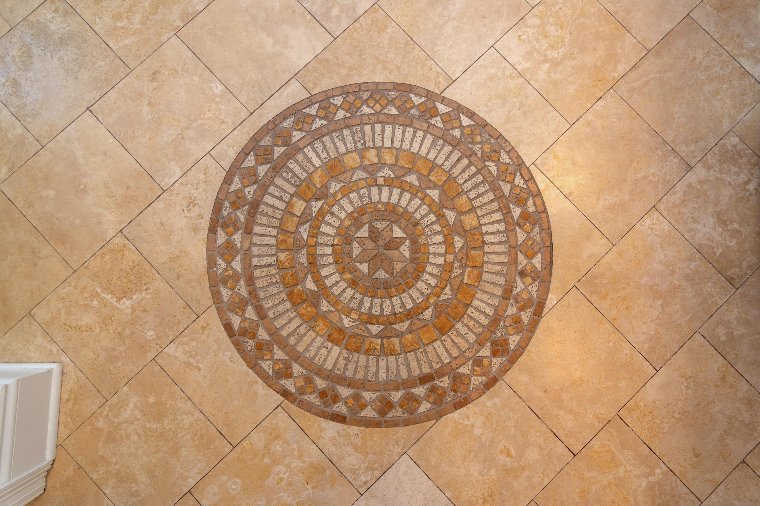 CLAIRES VINEYARD - Residential