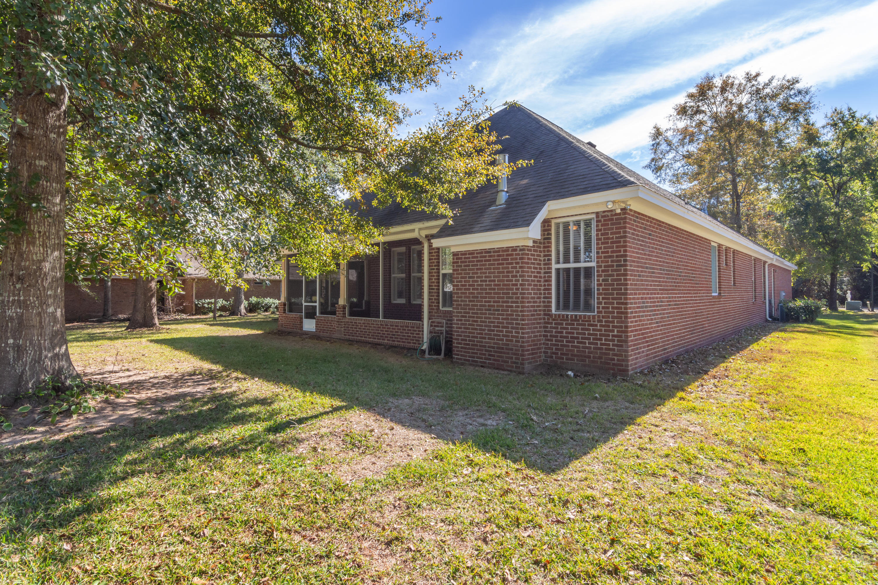 CLAIRES VINEYARD - Residential