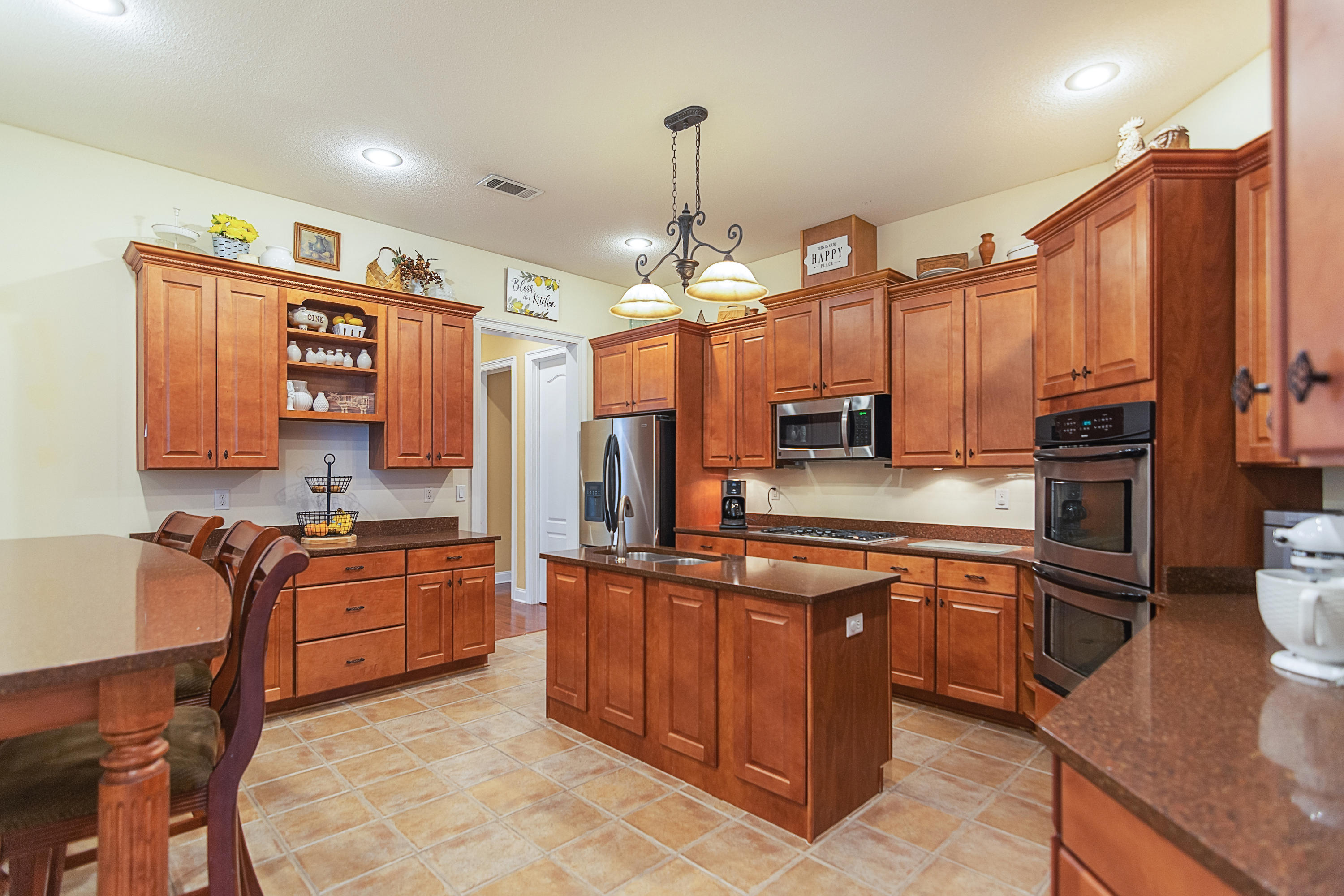 CLAIRES VINEYARD - Residential