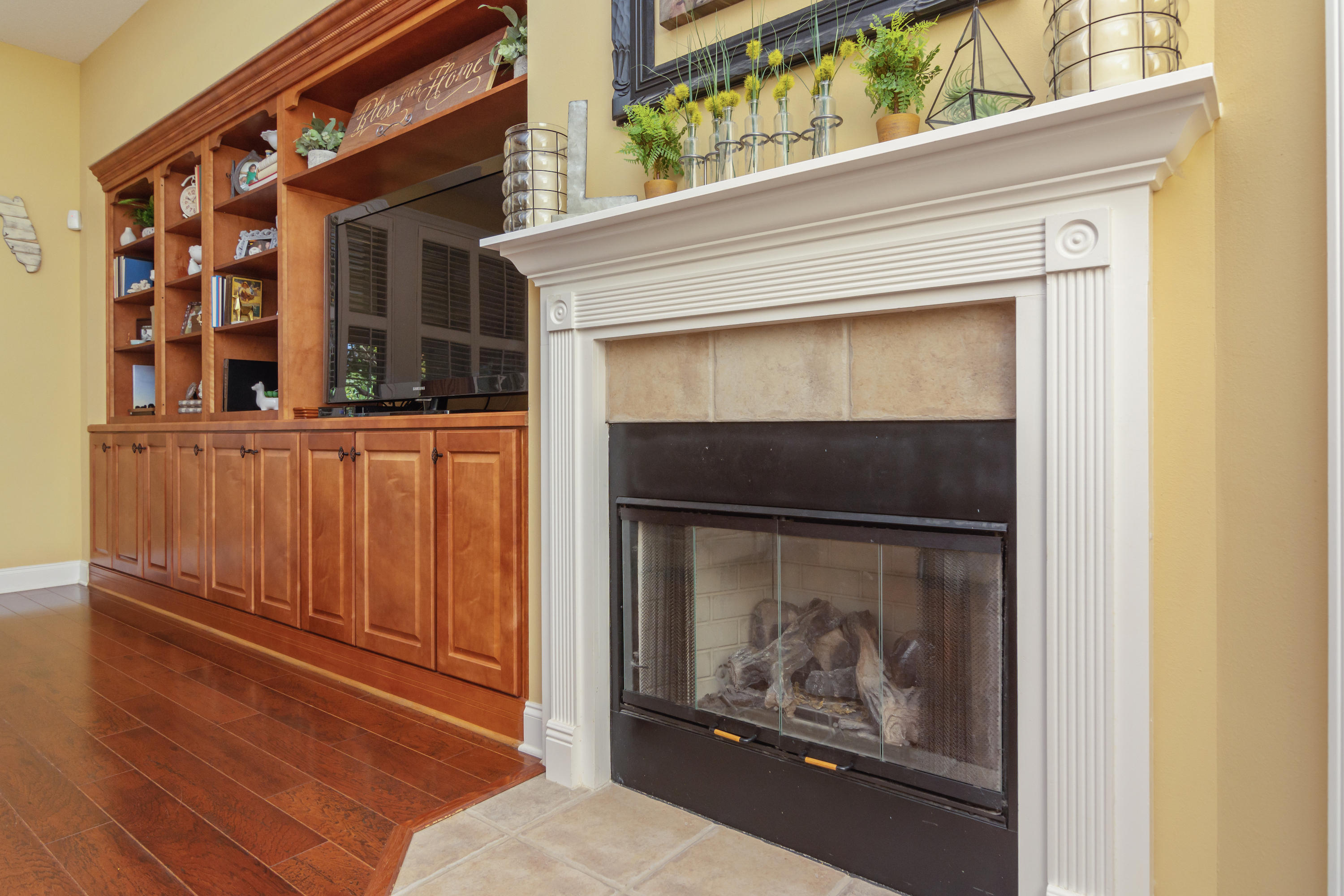 CLAIRES VINEYARD - Residential