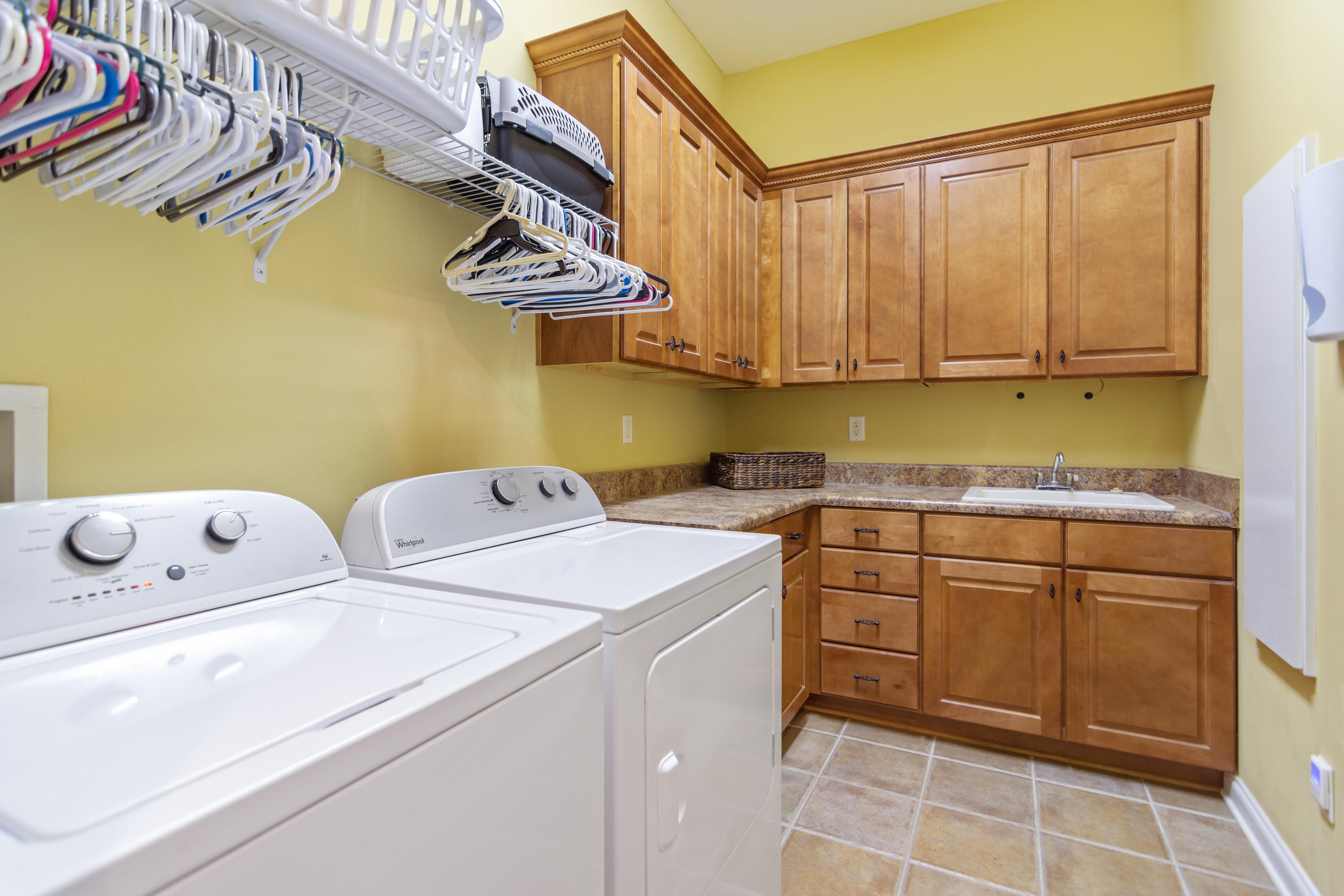 CLAIRES VINEYARD - Residential