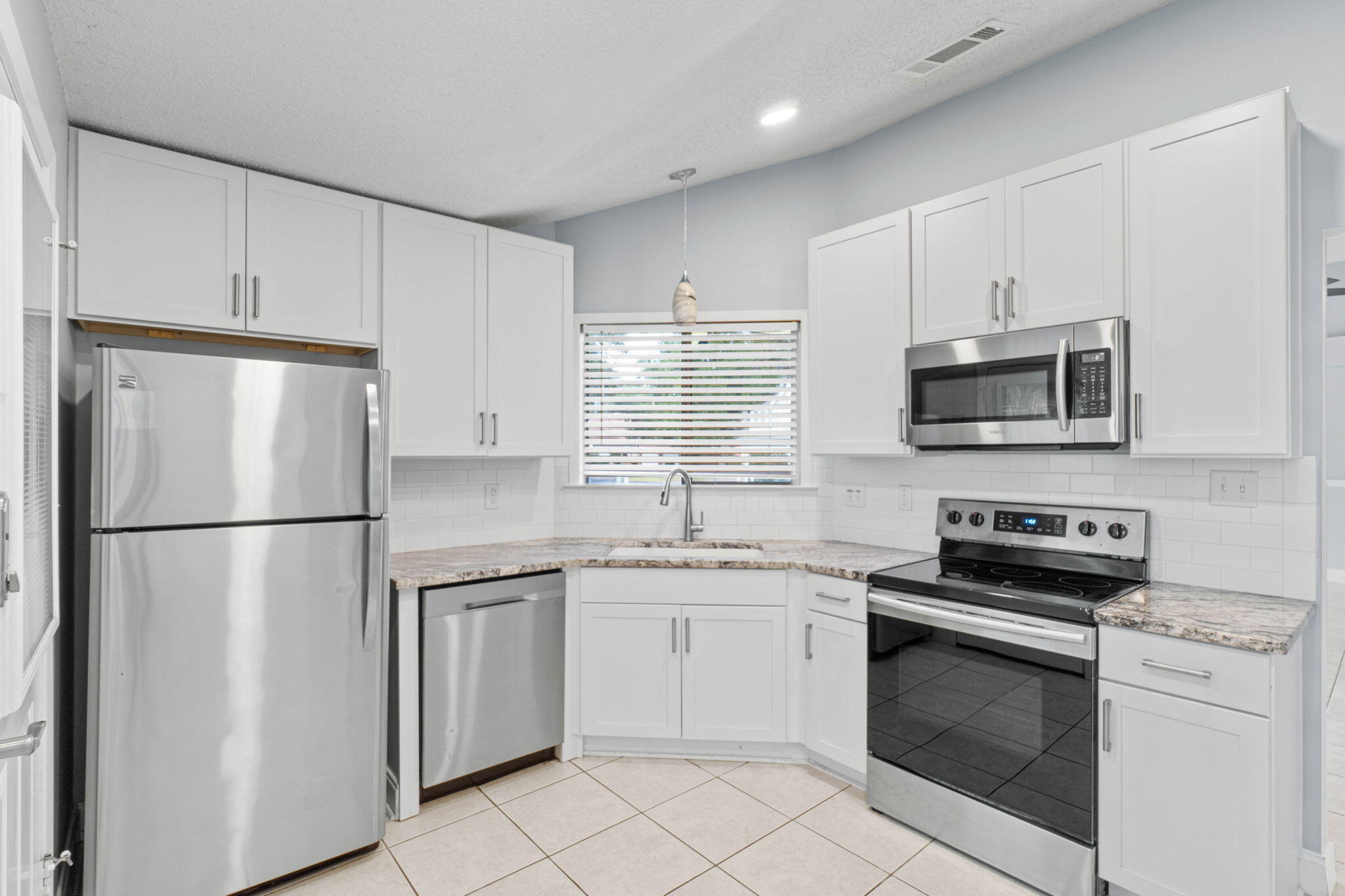 PARKWOOD AT BLUEWATER BAY - Residential Lease