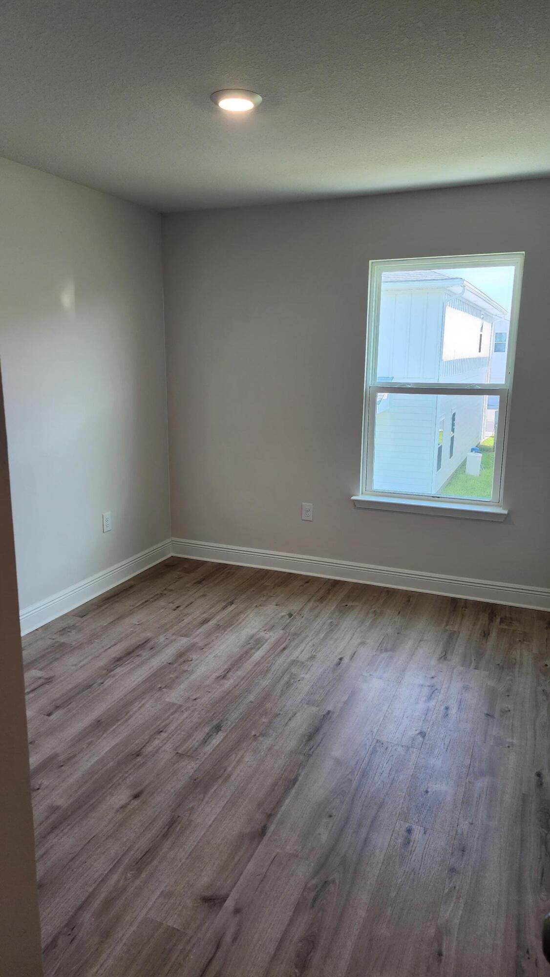 Harbor Place Townhomes - Residential Lease