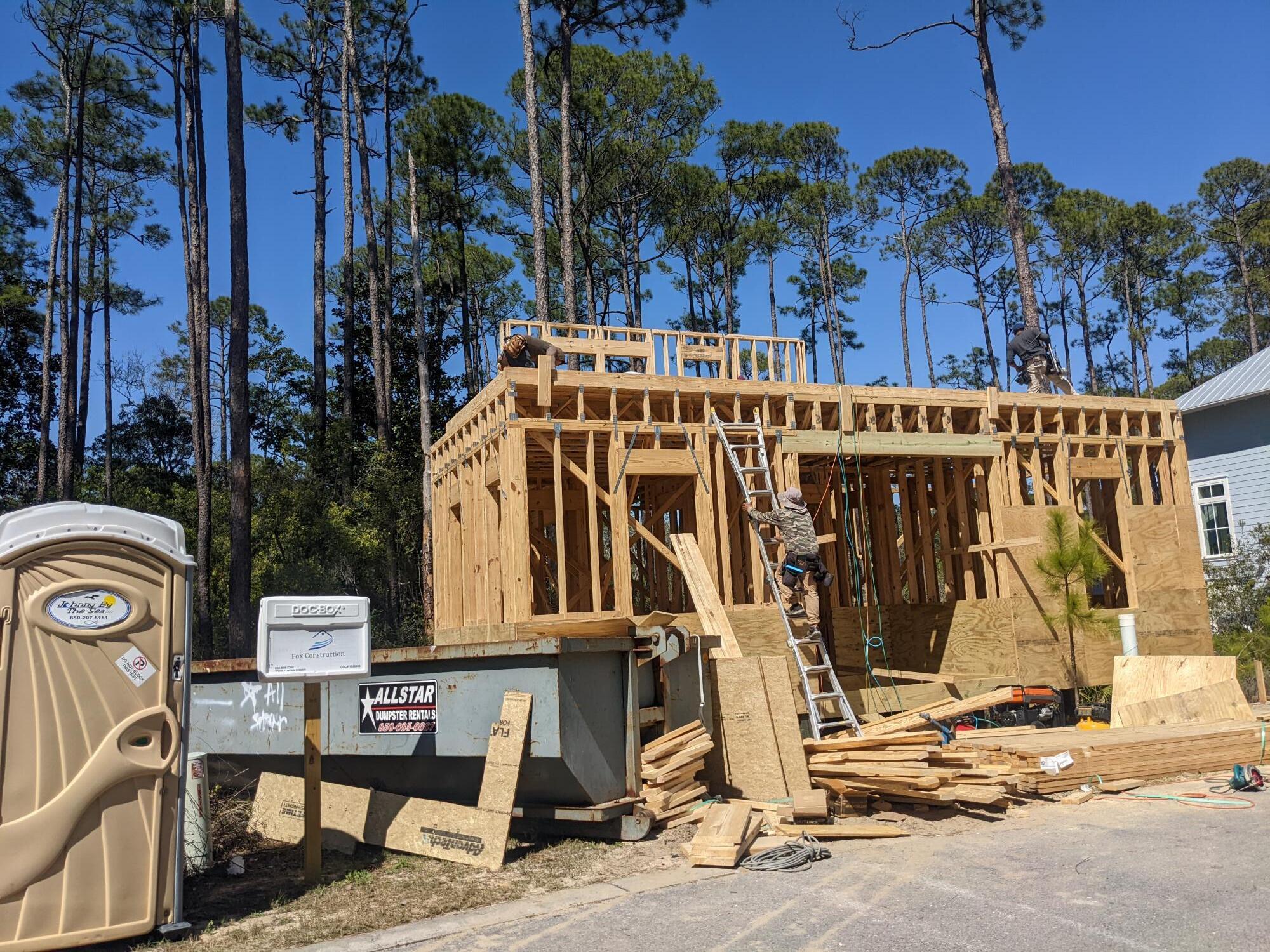 TREETOP - Residential