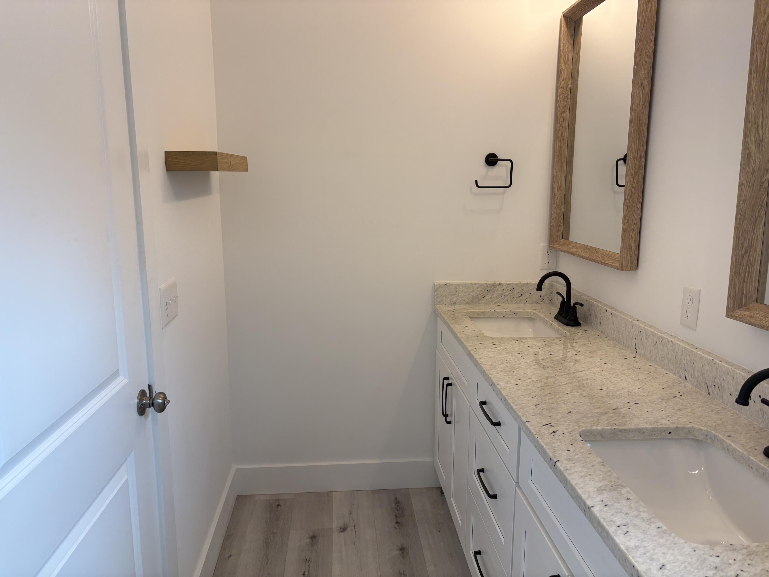 EMERALD HEIGHTS S/D - Residential Lease