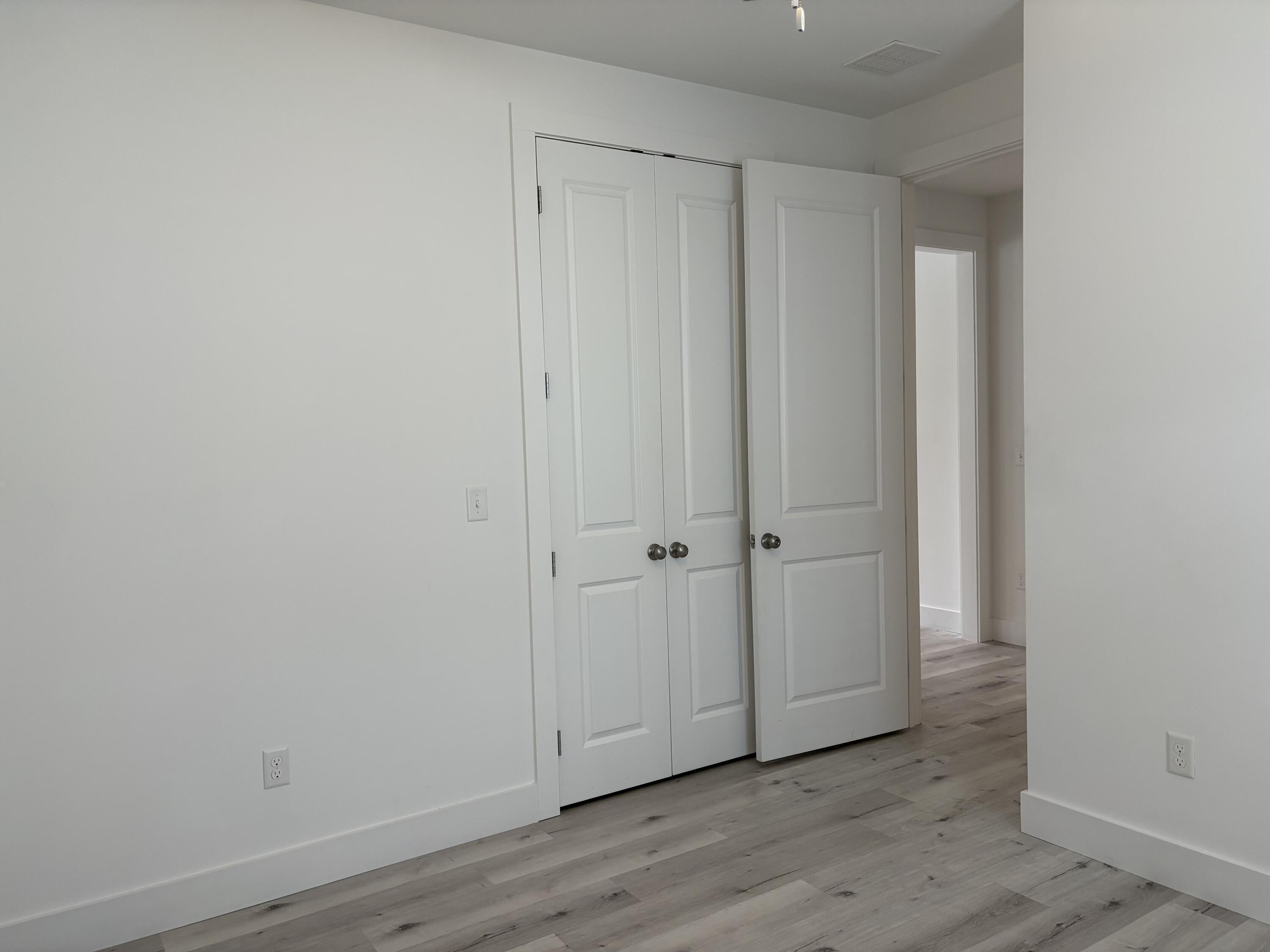 EMERALD HEIGHTS S/D - Residential Lease