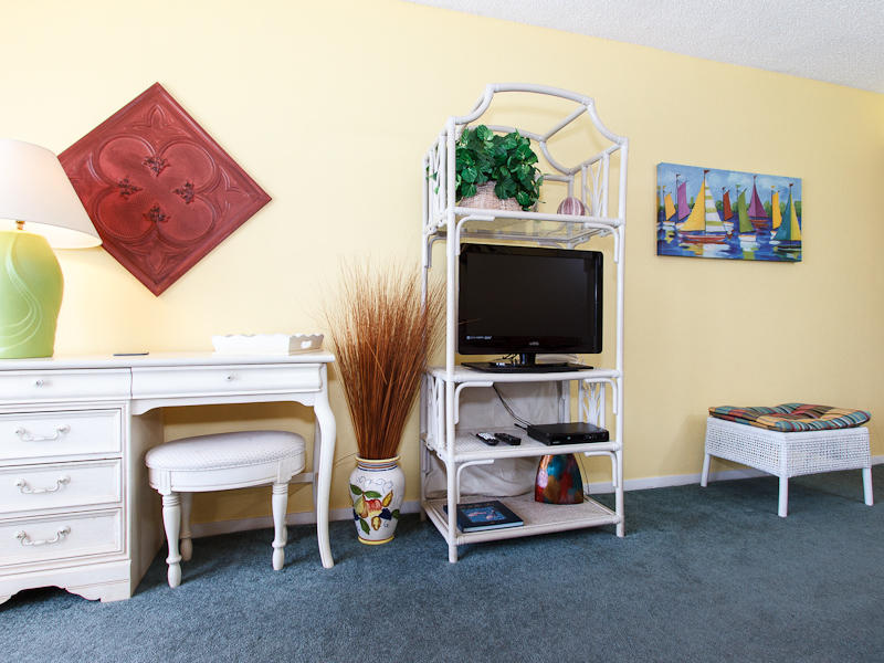 ISLANDER BEACH RESORT CONDO - Residential