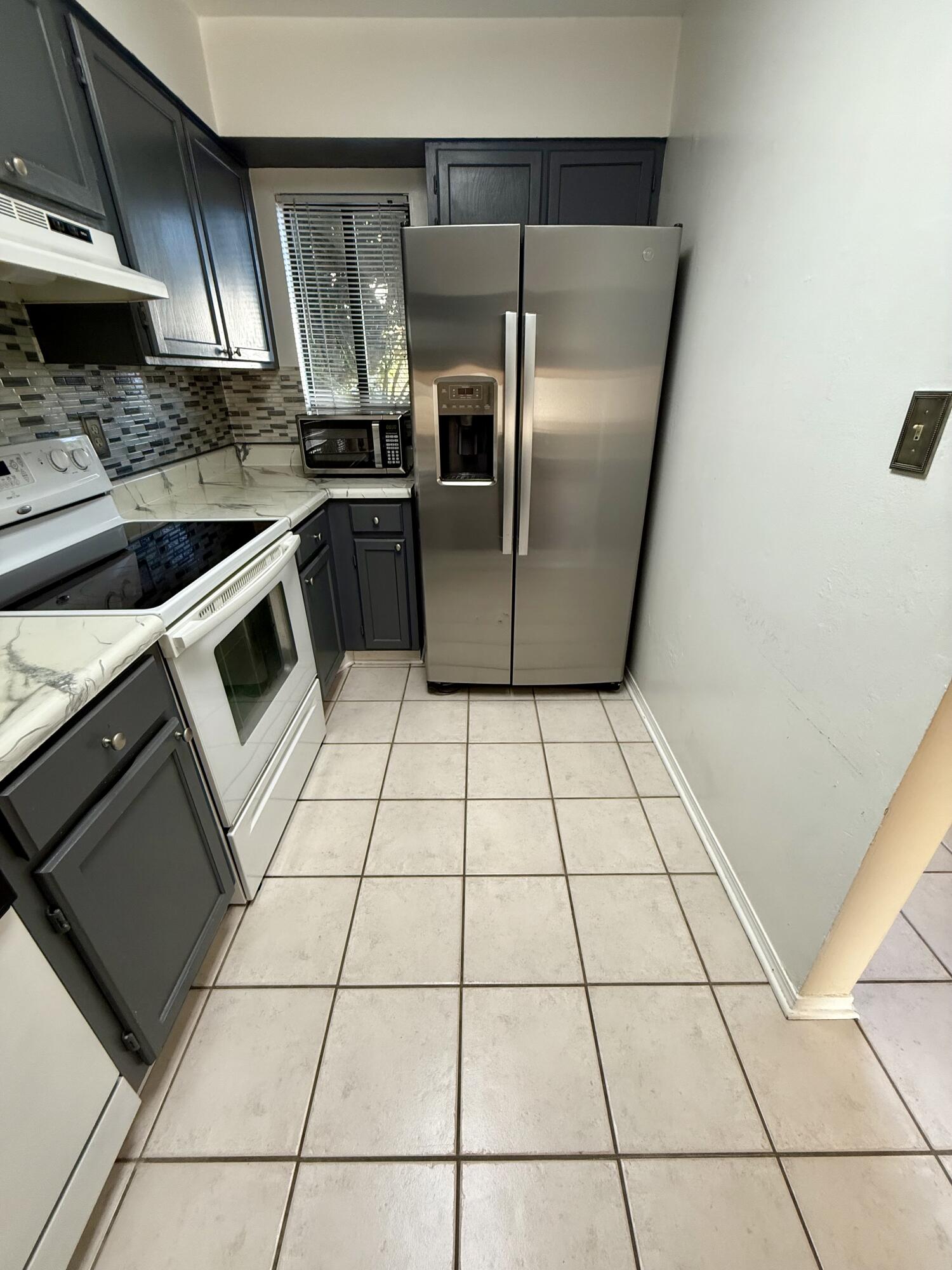NEW WALTON VILLAGE - Residential Lease