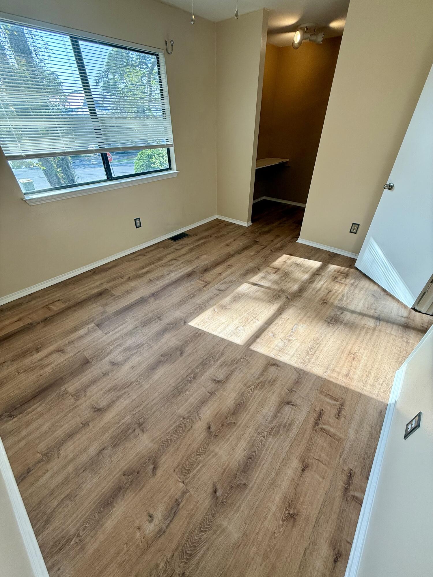 NEW WALTON VILLAGE - Residential Lease