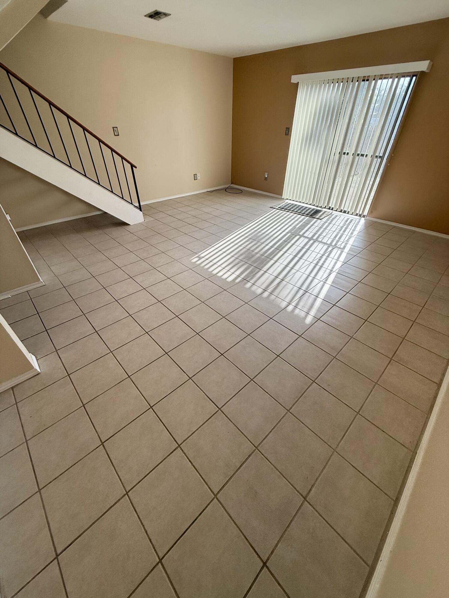 NEW WALTON VILLAGE - Residential Lease