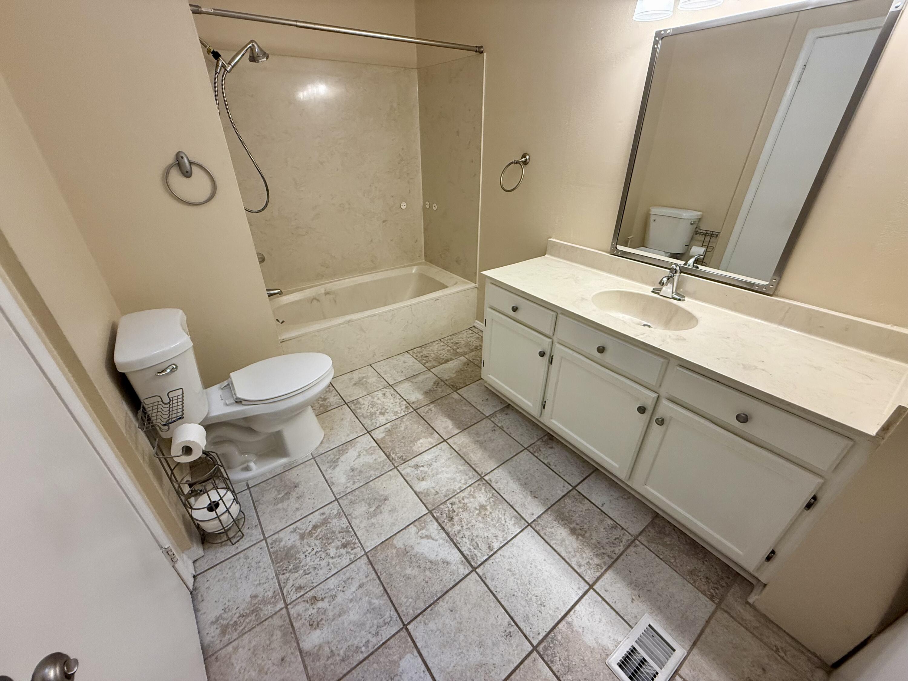 NEW WALTON VILLAGE - Residential Lease