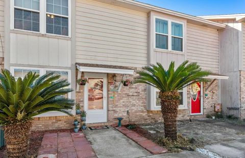 A home in Fort Walton Beach