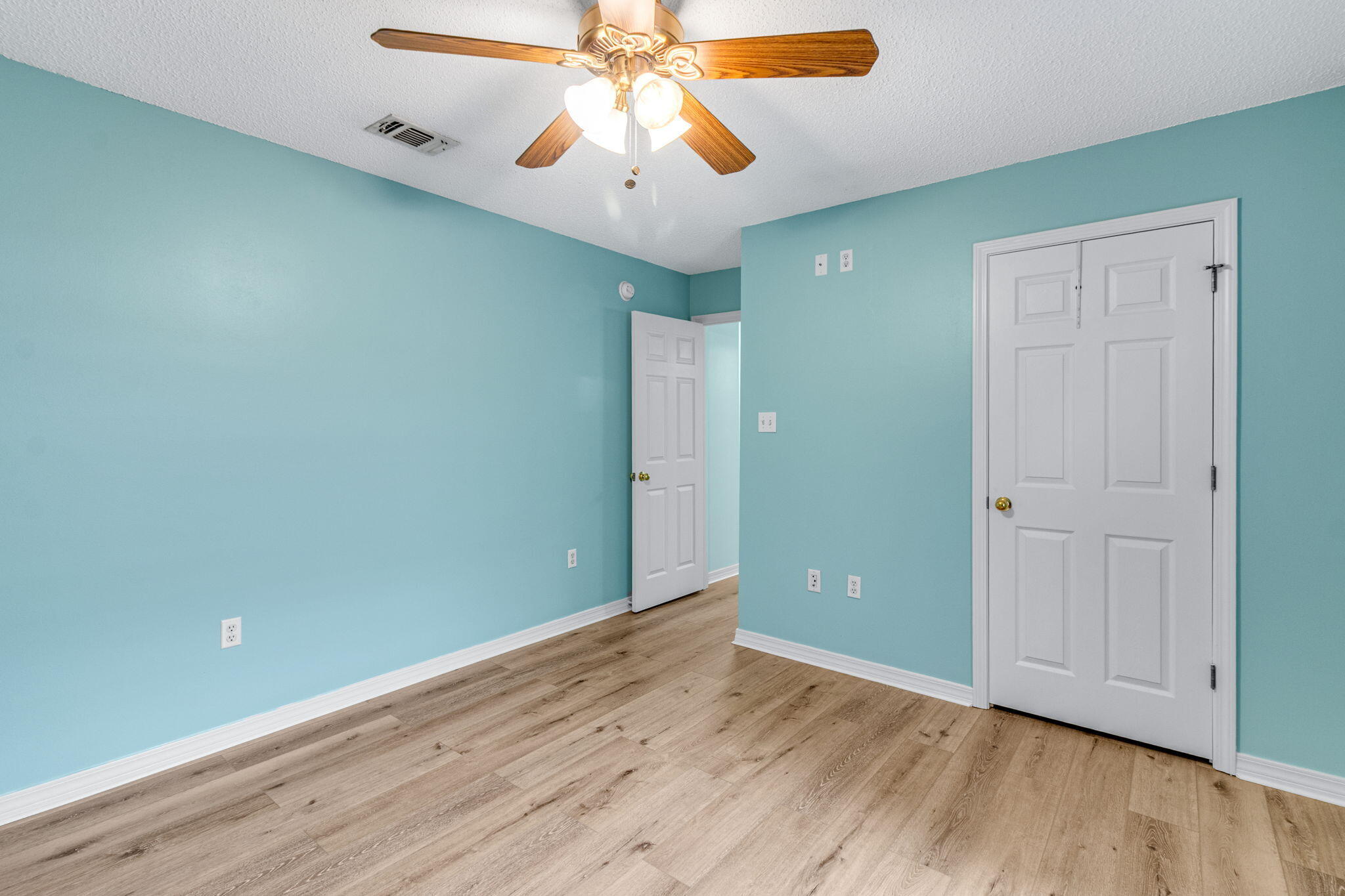 SEASPRAY - Residential Lease