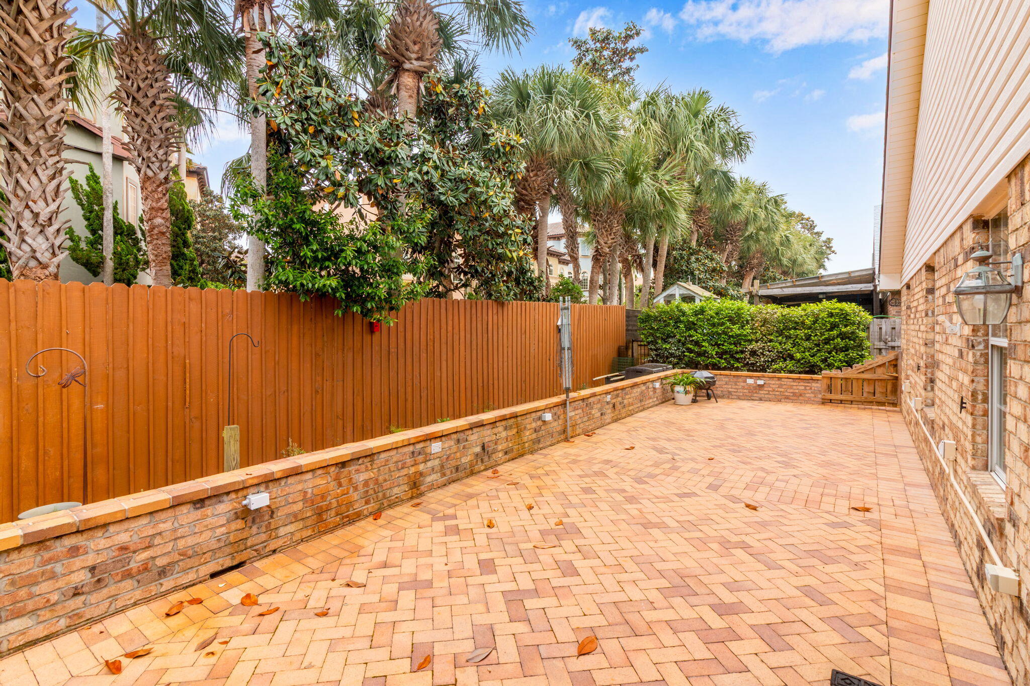 SEASPRAY - Residential Lease