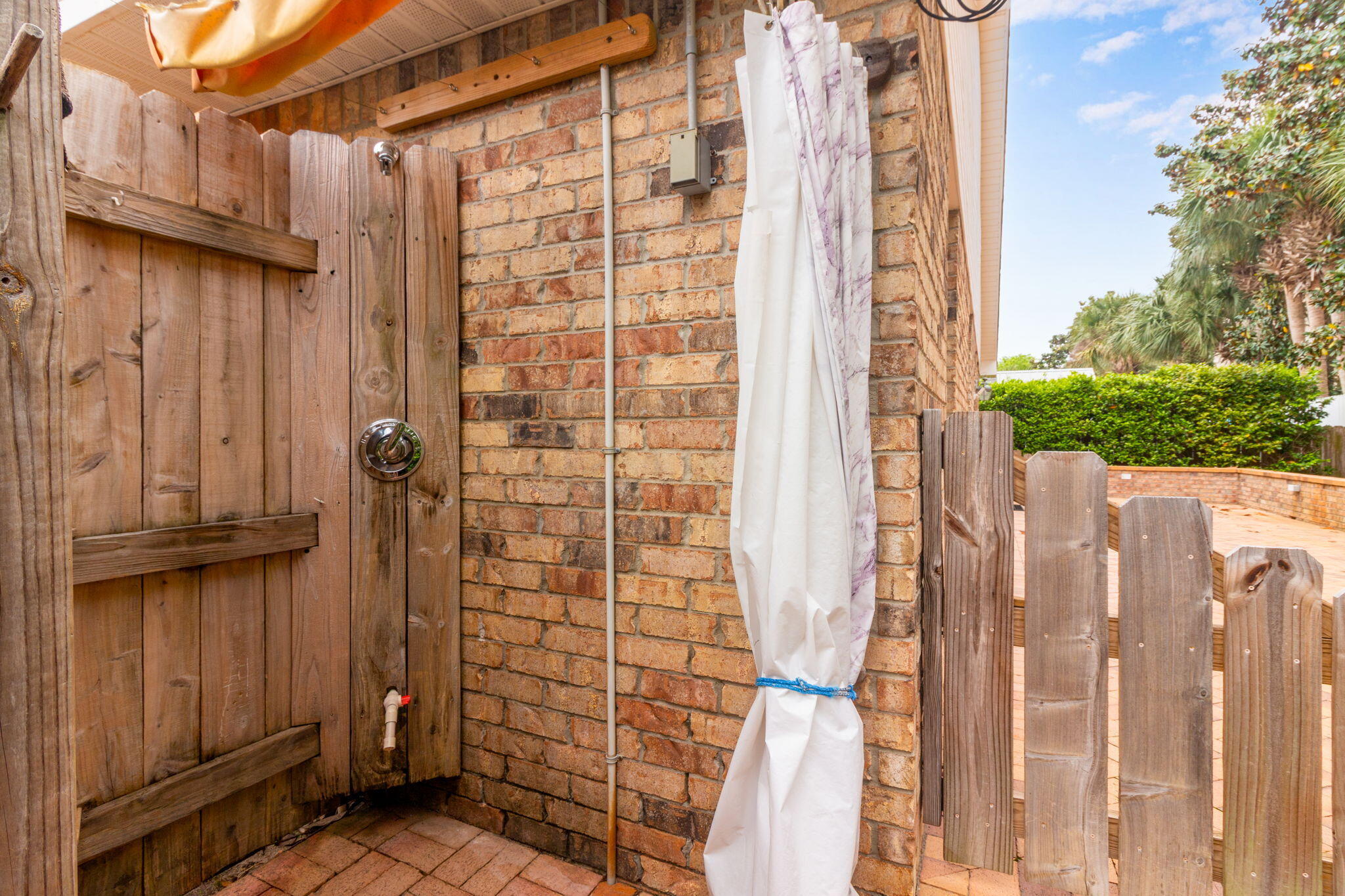 SEASPRAY - Residential Lease