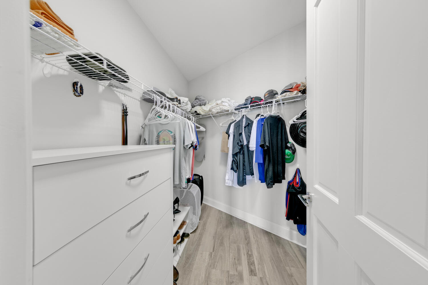 SIDES MORENO POINT WEST - Residential