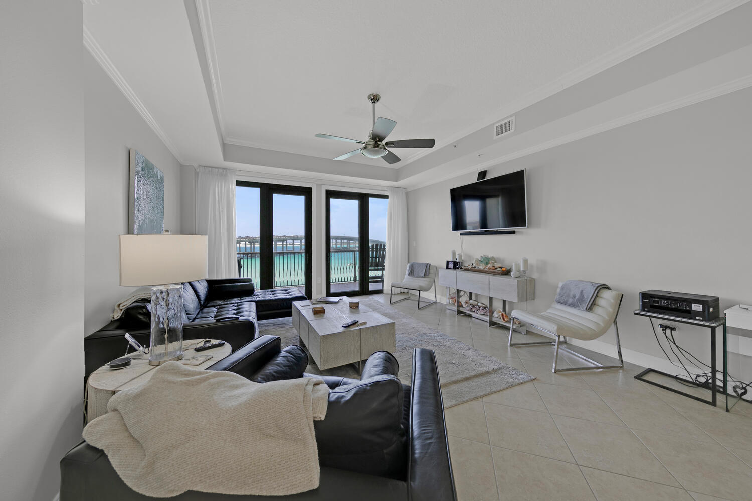 SIDES MORENO POINT WEST - Residential