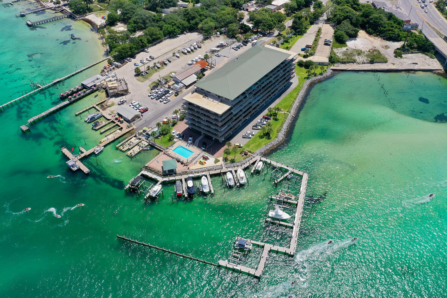 SIDES MORENO POINT WEST - Residential