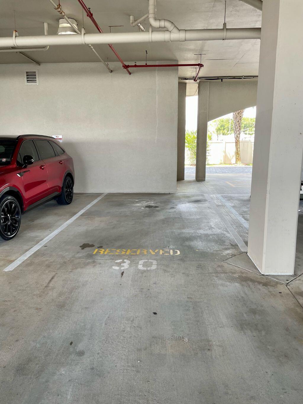 SIDES MORENO POINT WEST - Residential