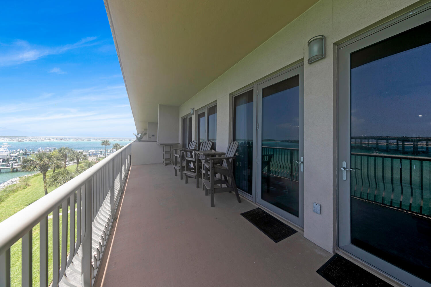 SIDES MORENO POINT WEST - Residential