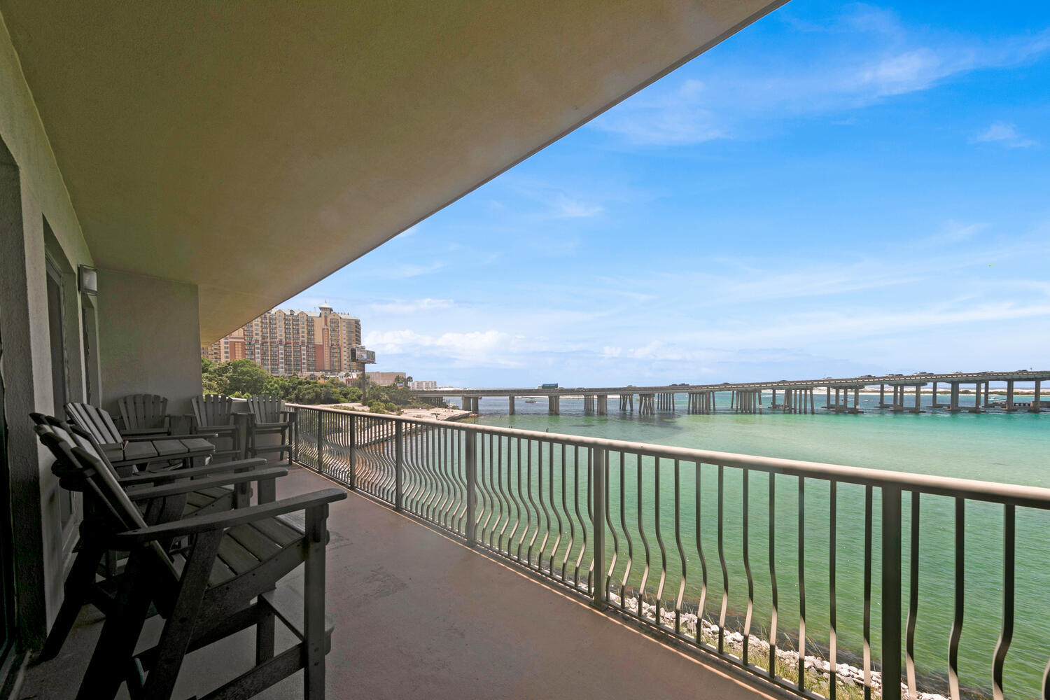 SIDES MORENO POINT WEST - Residential