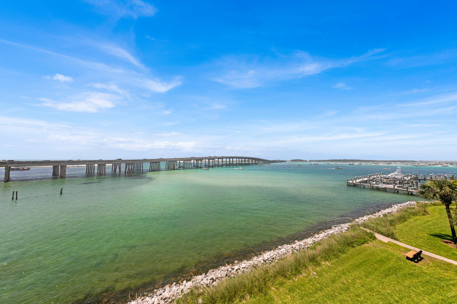 SIDES MORENO POINT WEST - Residential