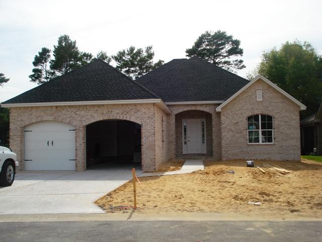 THE STABLES AT ROCKY BAYOU - Residential