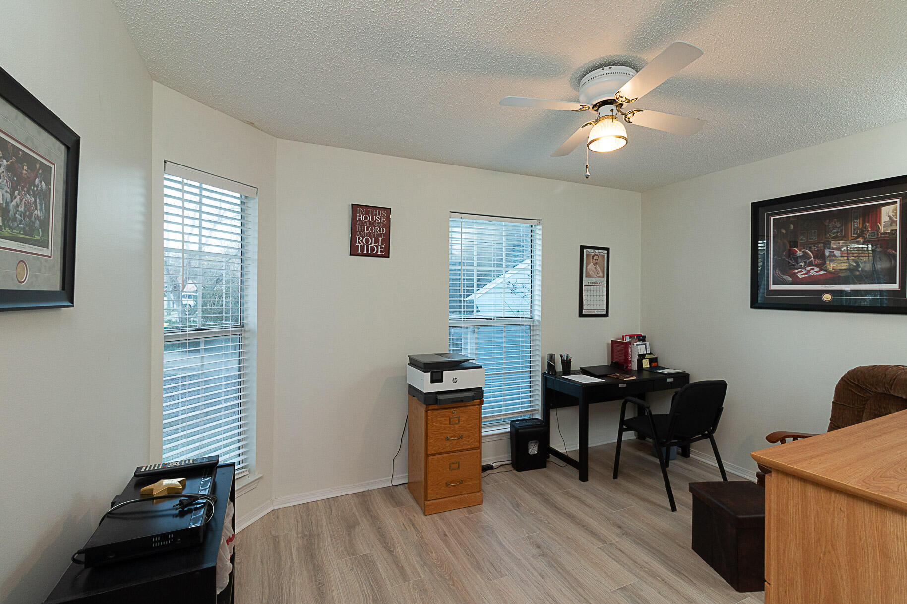 COLLEGE OAKS - Residential