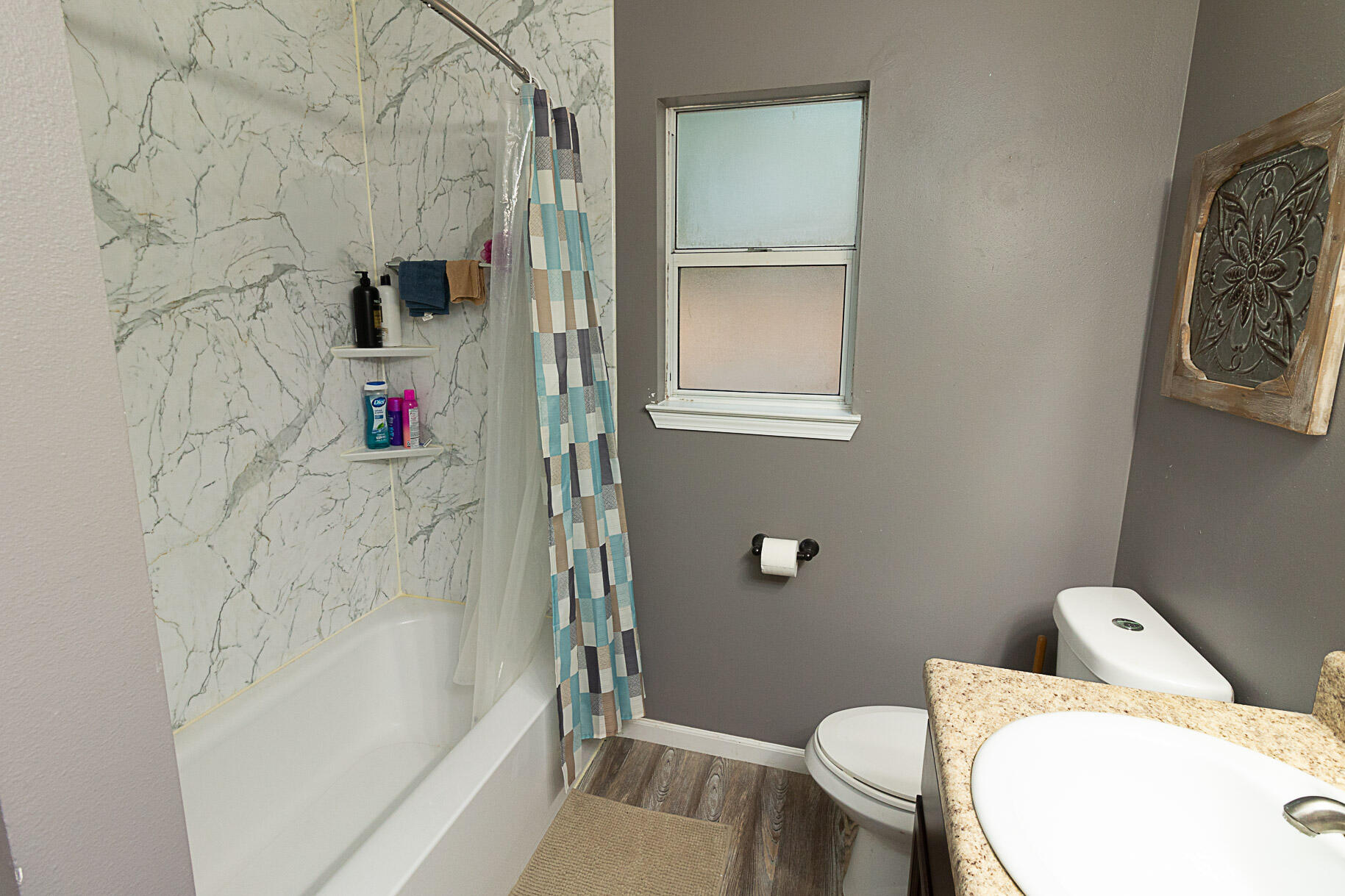 COLLEGE OAKS - Residential