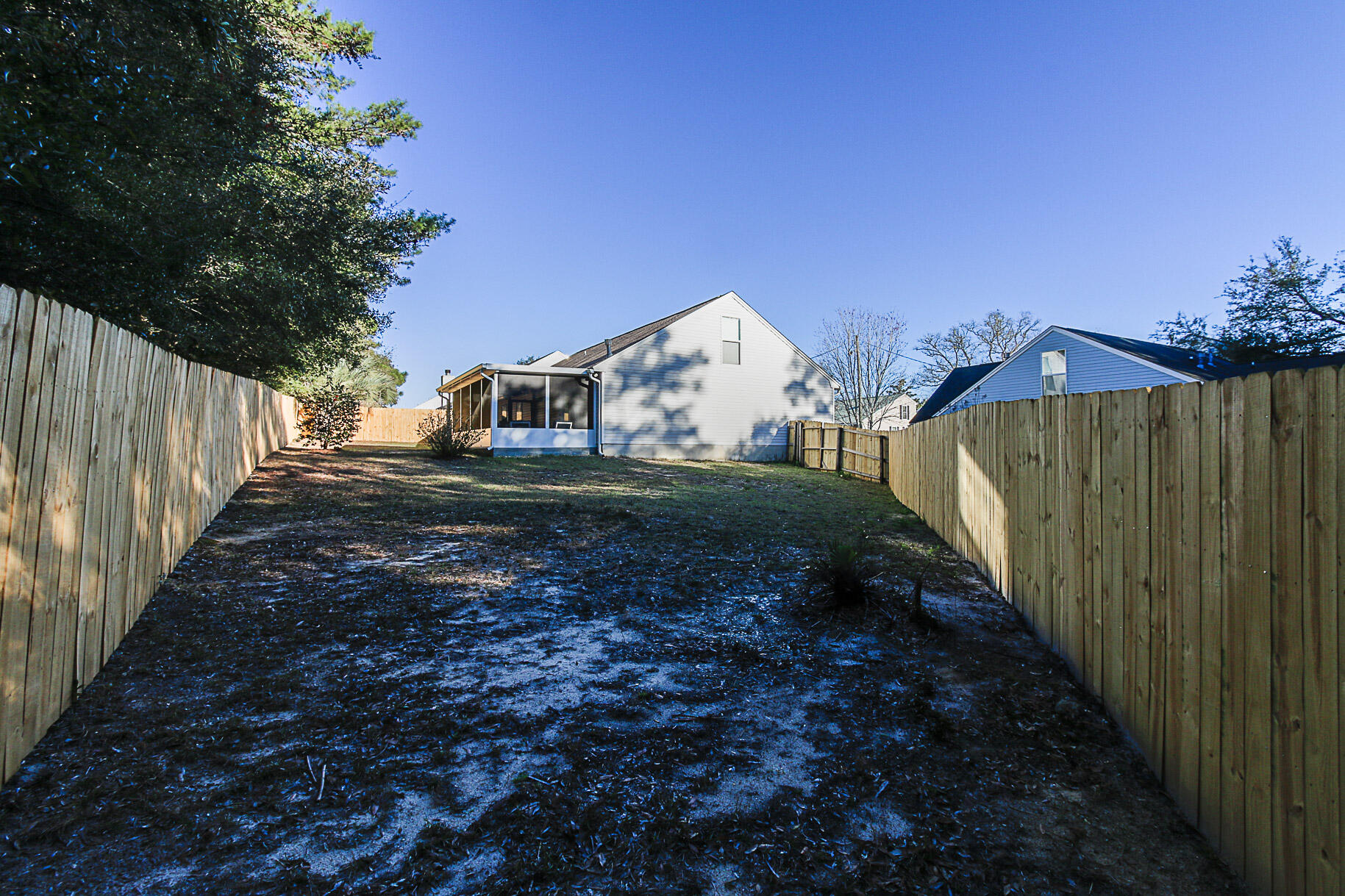 COLLEGE OAKS - Residential