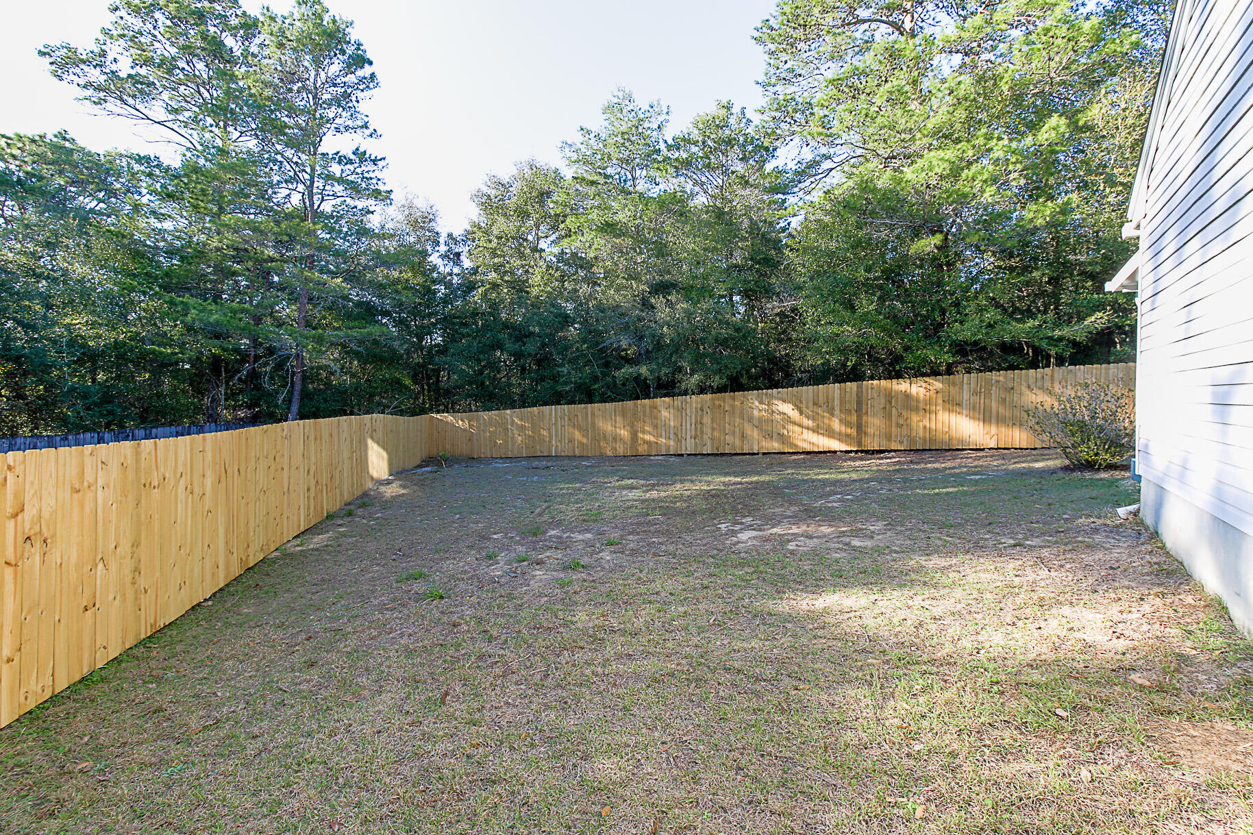 COLLEGE OAKS - Residential