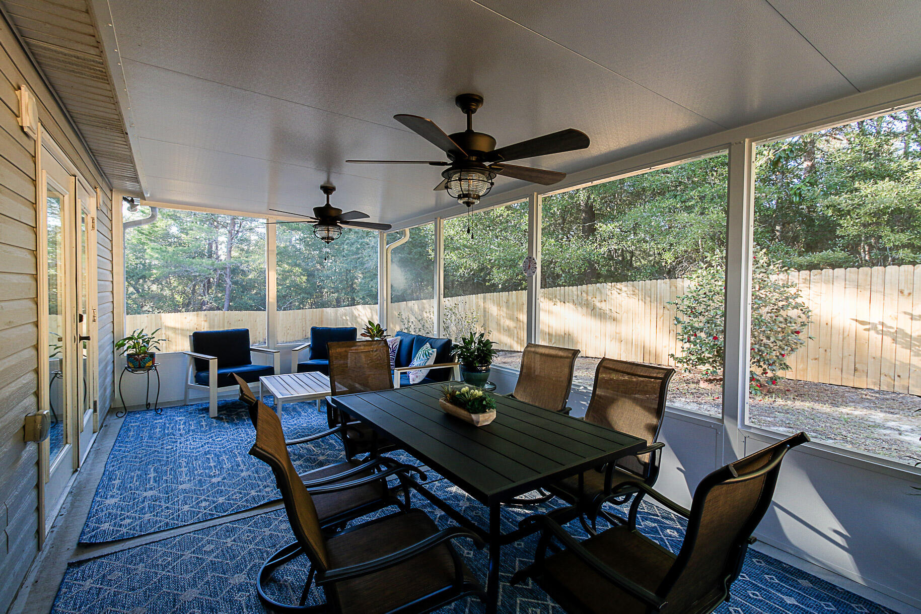 COLLEGE OAKS - Residential