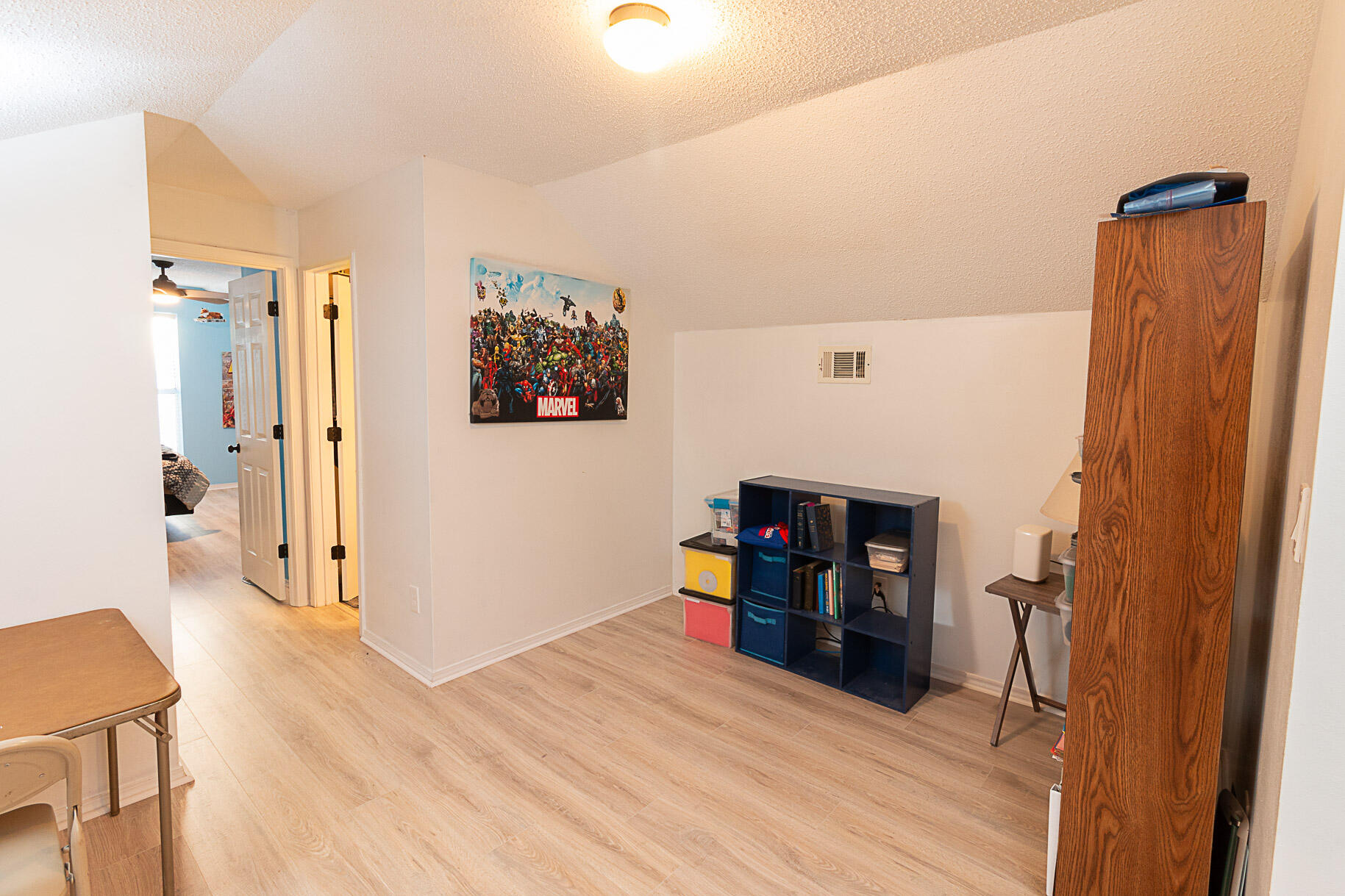 COLLEGE OAKS - Residential