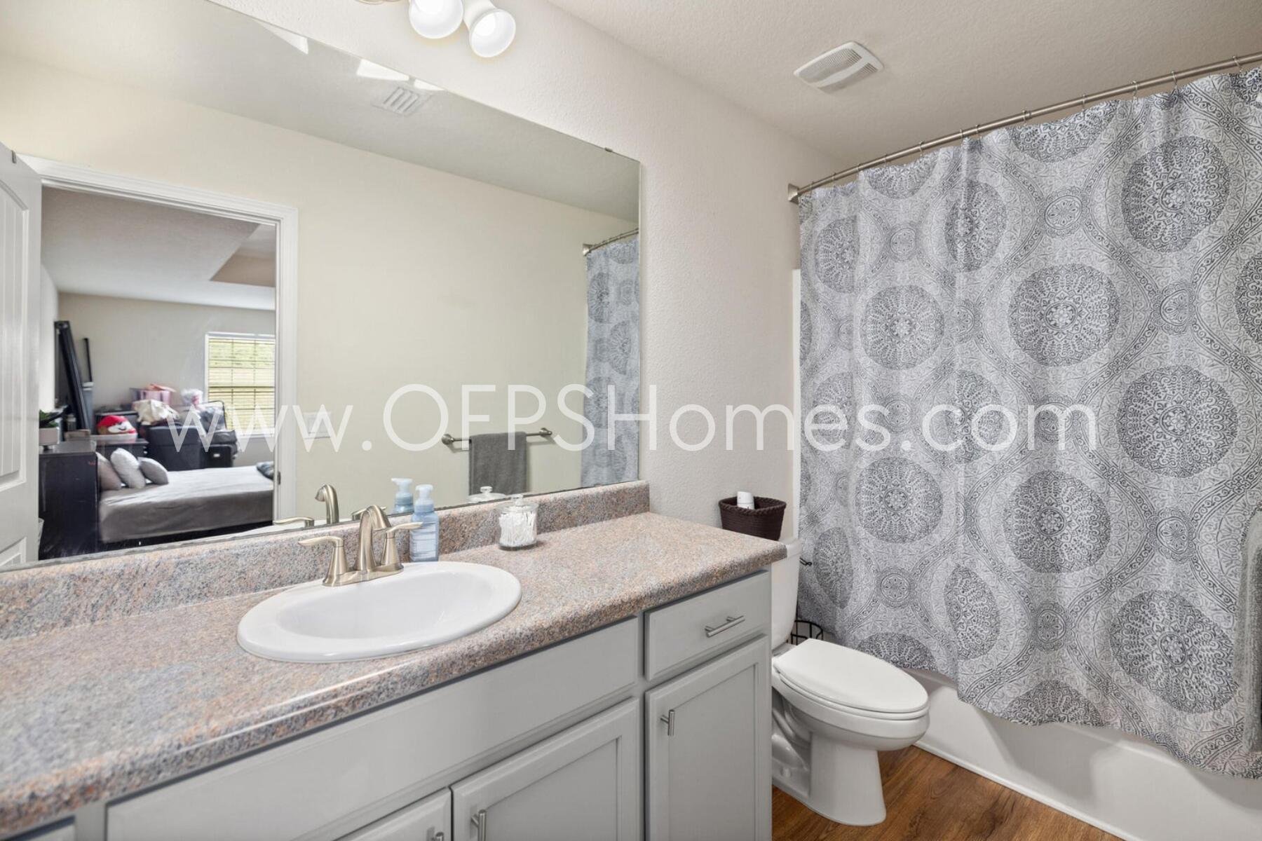 CARMELL RIDGE - Residential Lease