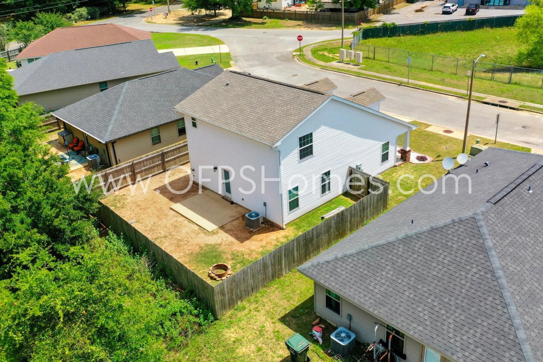 CARMELL RIDGE - Residential Lease