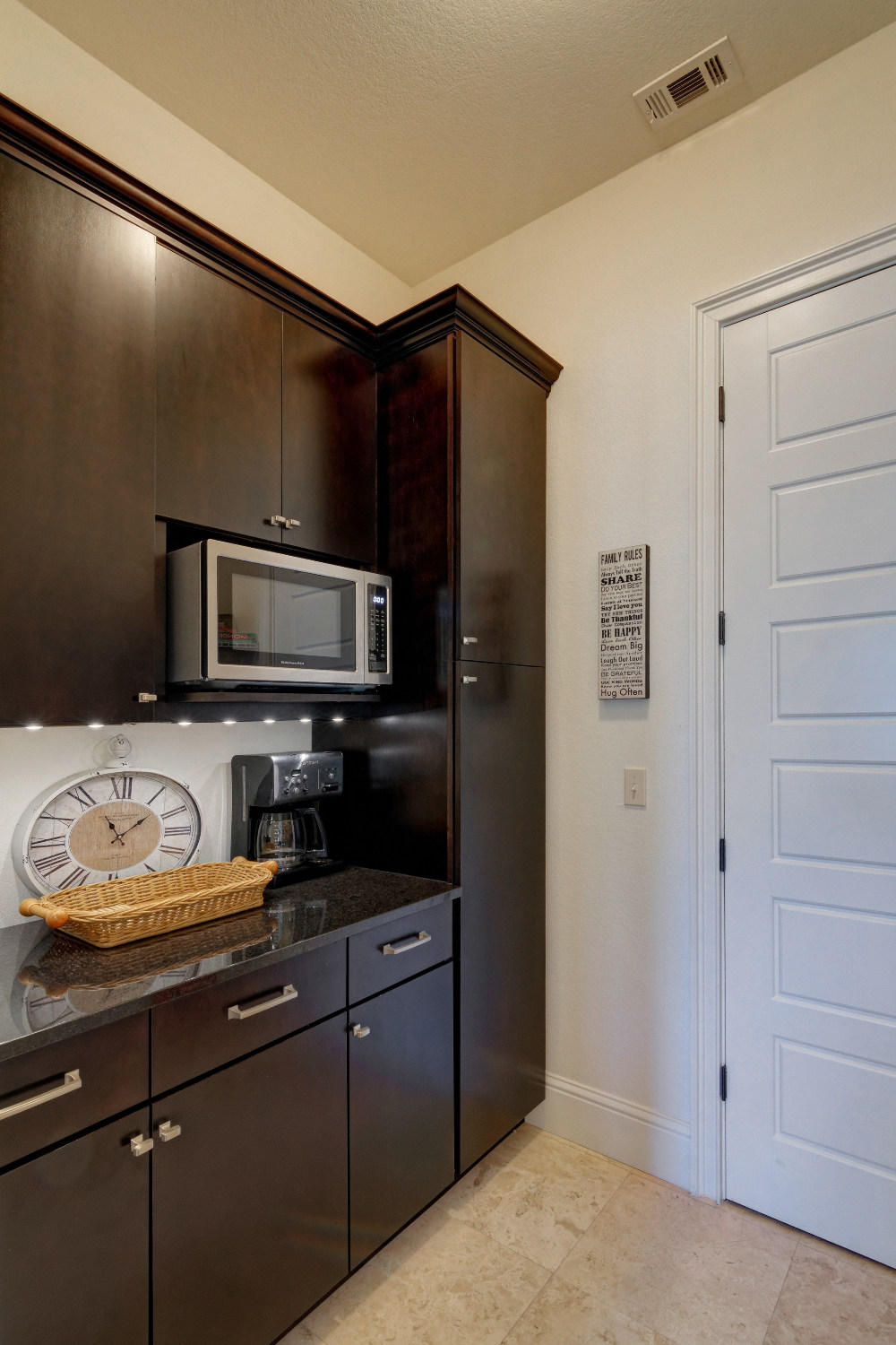 VILLA LAGO - Residential