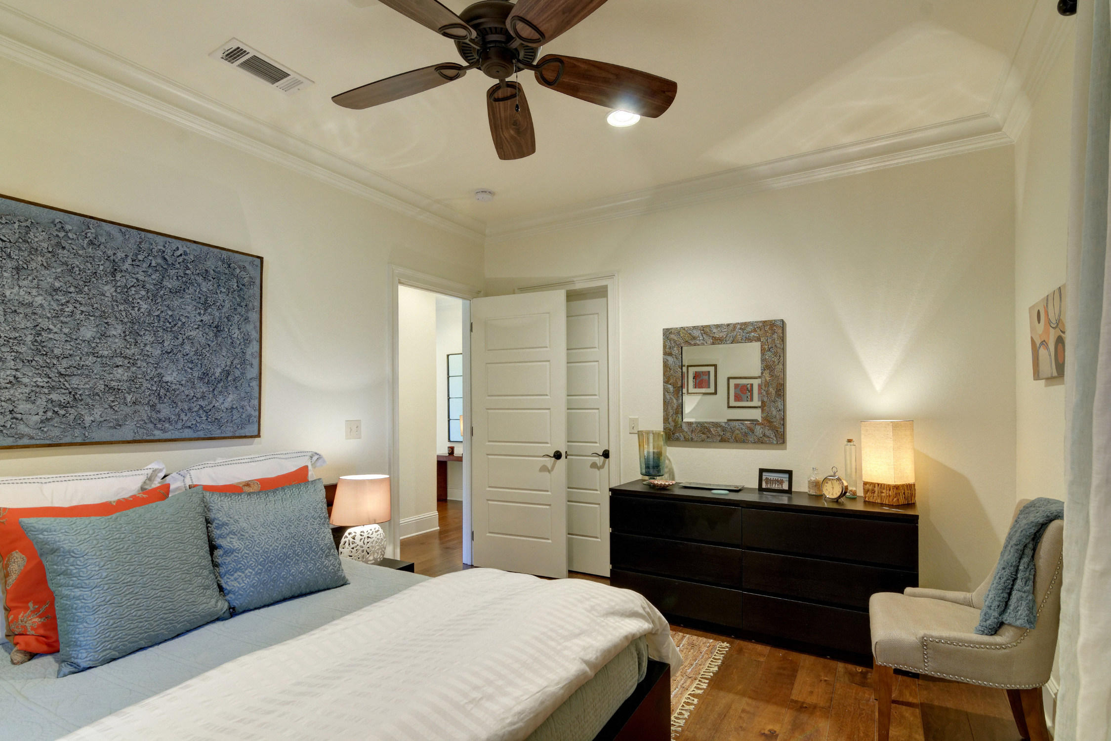 VILLA LAGO - Residential