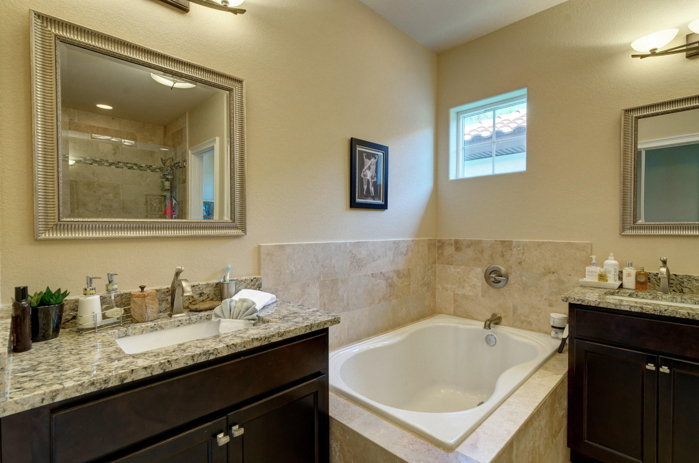 VILLA LAGO - Residential