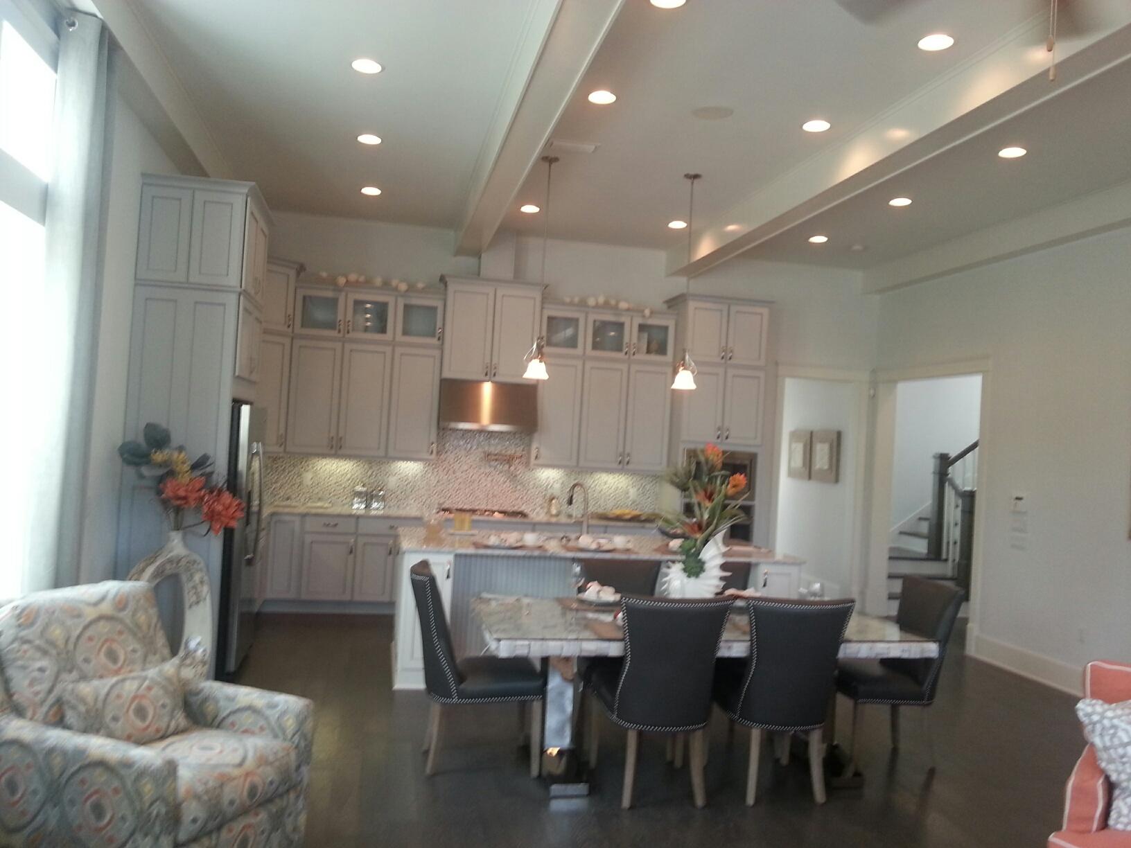 HIGHLAND PARKS - Residential