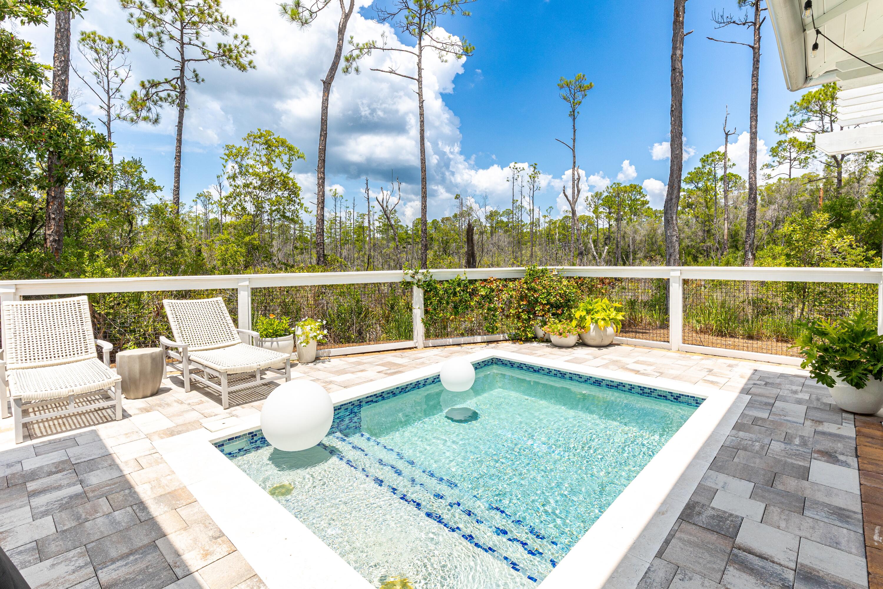 NATUREWALK AT SEAGROVE - Residential