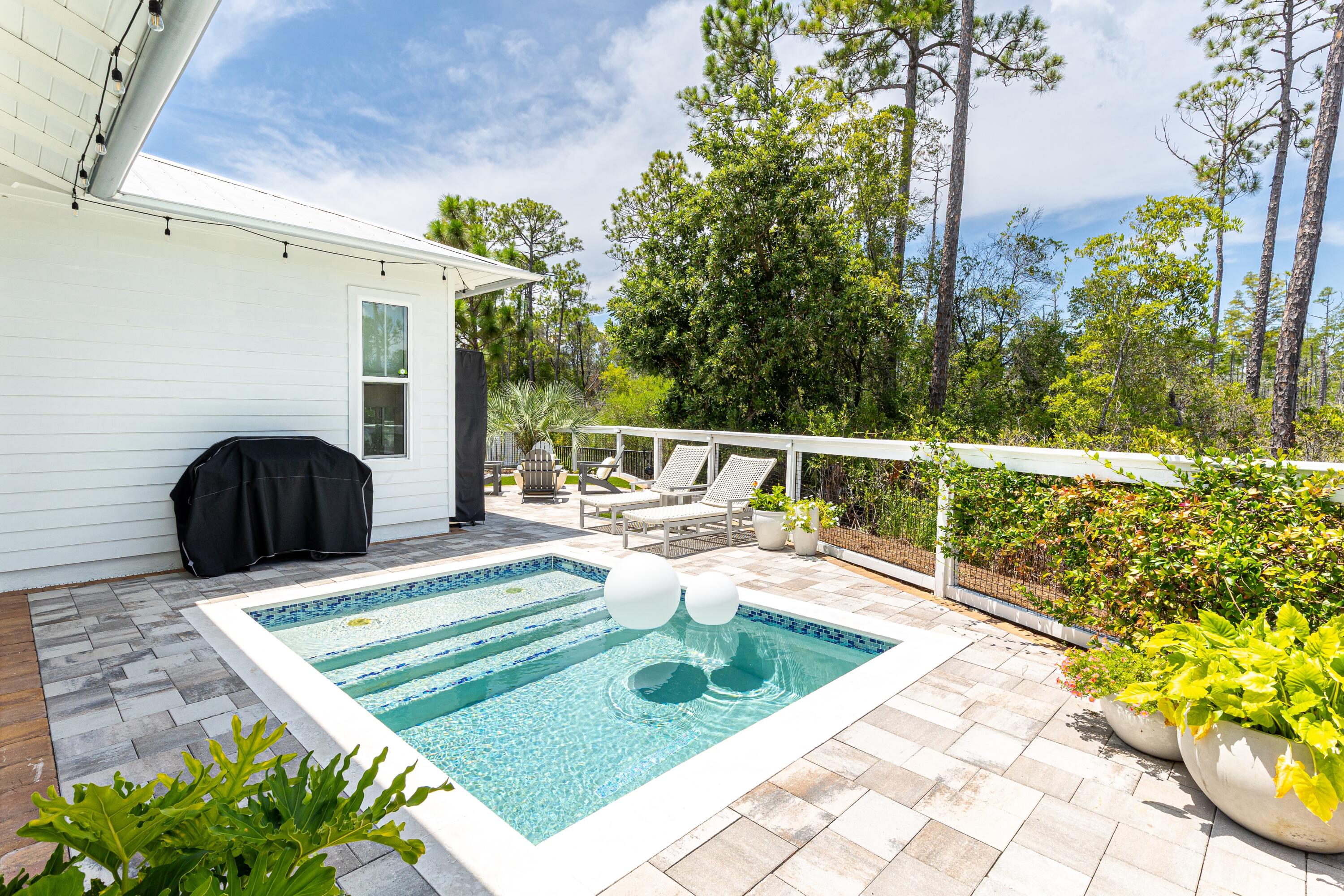 NATUREWALK AT SEAGROVE - Residential