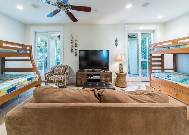 FRANGISTA BEACH 1ST ADDN - Residential